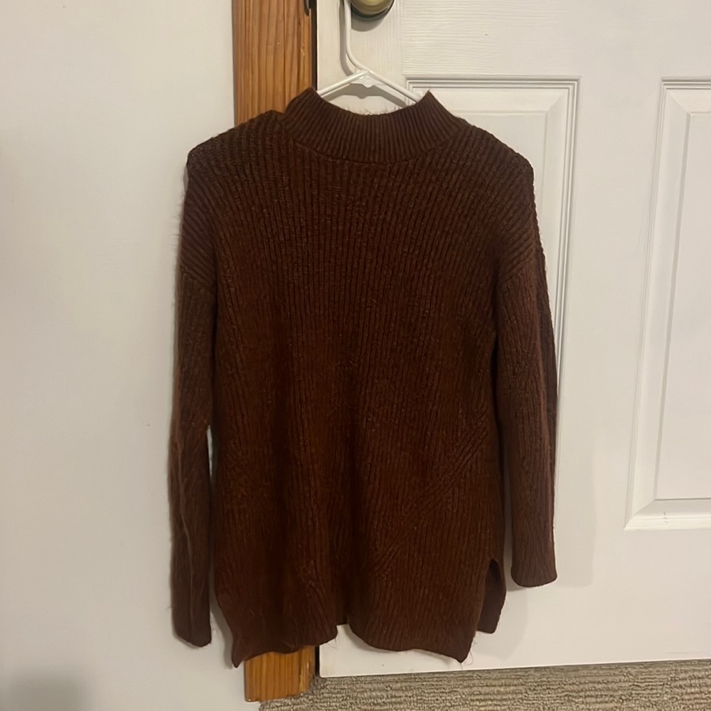 Old Navy Sweater
